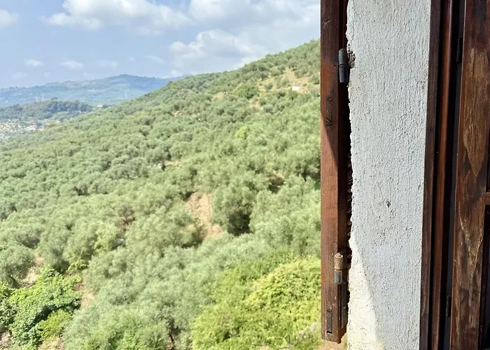 Apartmán Host4u - Cozy Warm House With Beautiful View On The Olives Valley